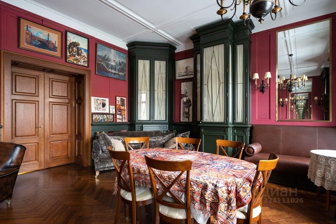 3-комн. квартира, 170 м2, 2/4 этаж