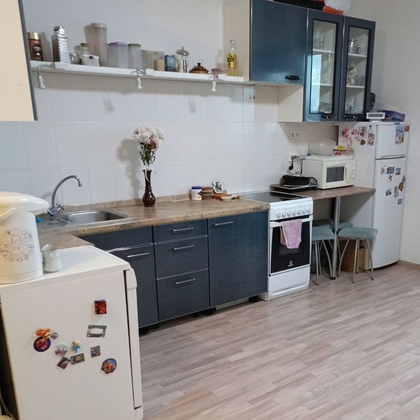 2-комн., 65 м², 6/10 этаж