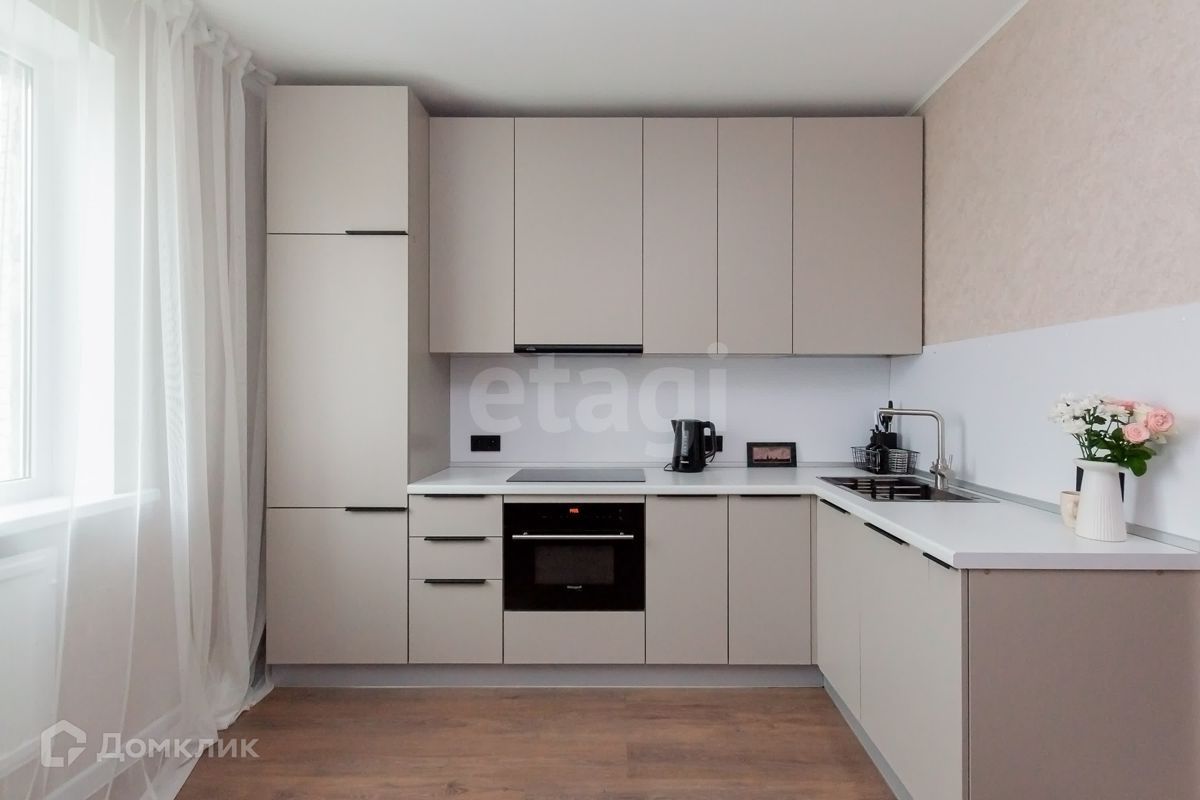 1-комн., 40 м², 10/12 этаж