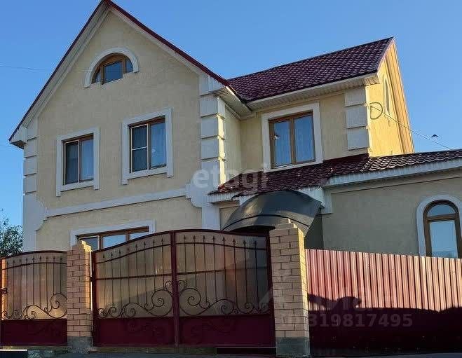 Дом, 222.9 м², 8.2 соток