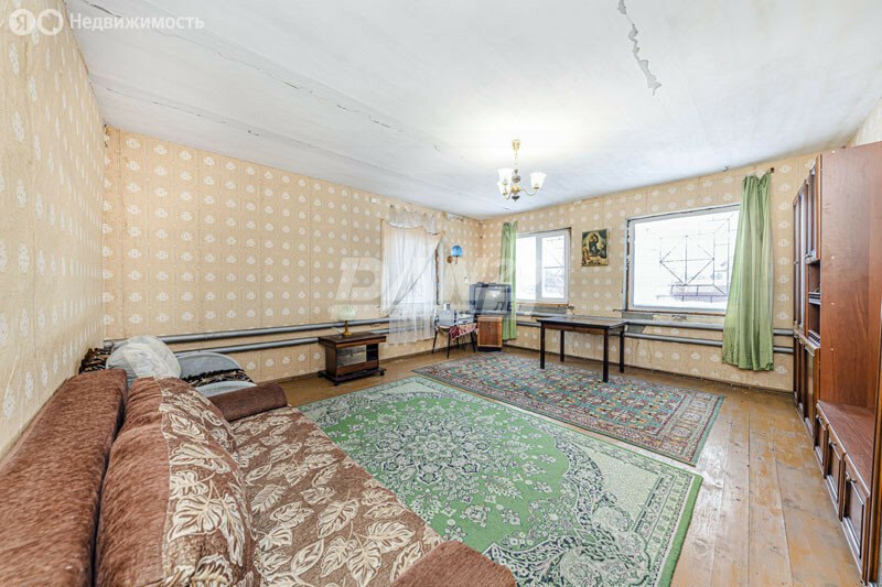 Дом, 240 м², 21.5 сотка