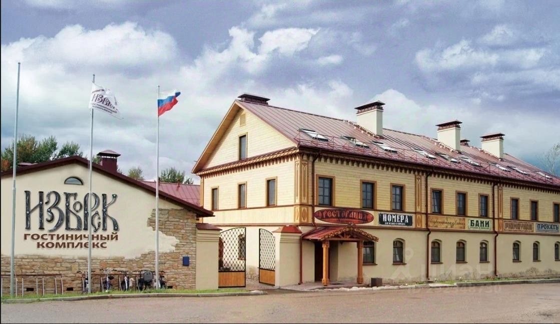 Дом, 2000 м², 1.5 сотка