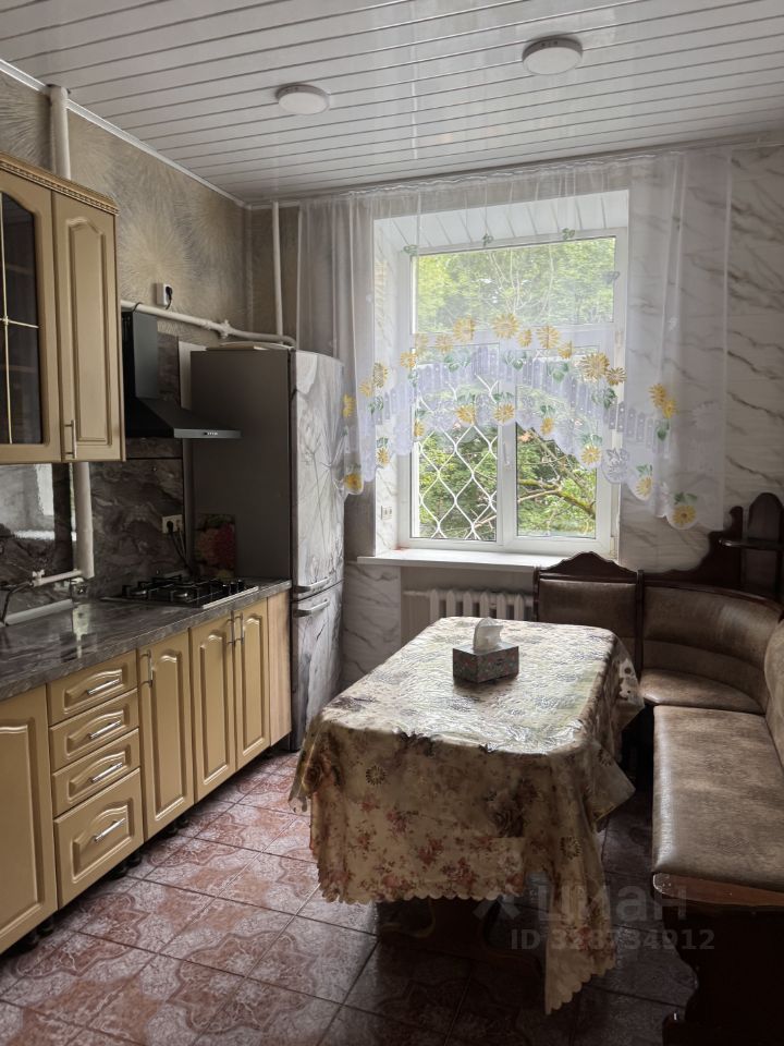 3-комн., 67 м², 2/5 этаж