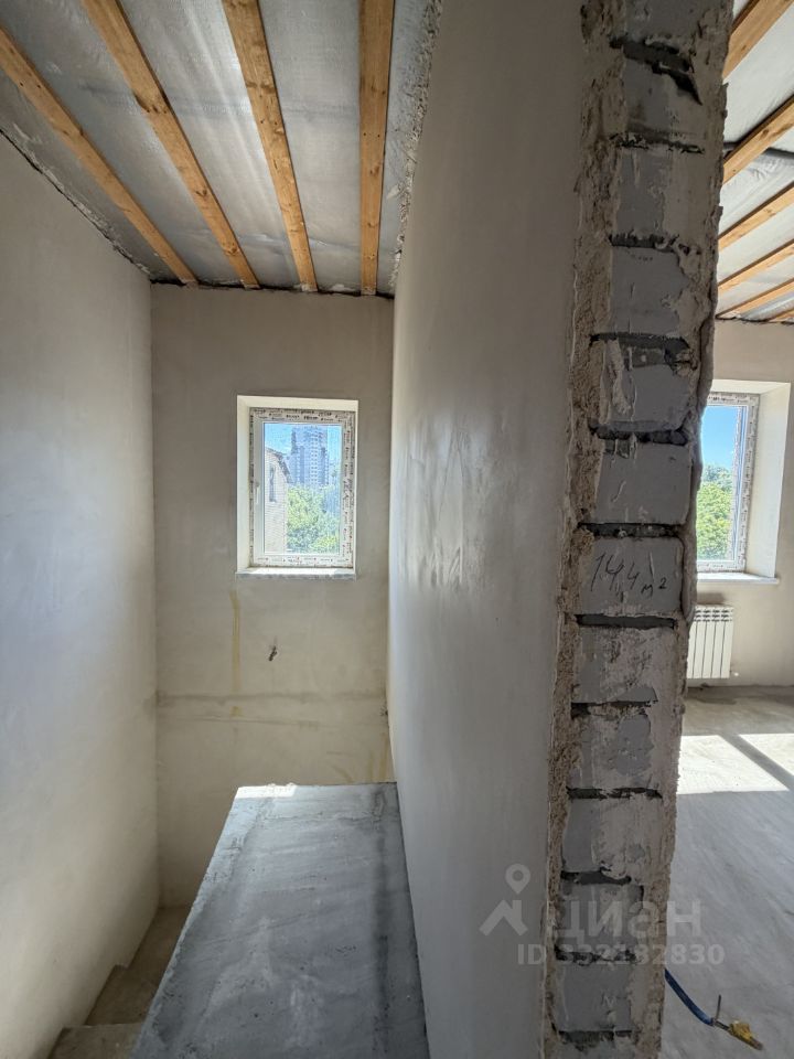 2 этажный, Дом, 228.4 м², 5 соток, 2 этажа
