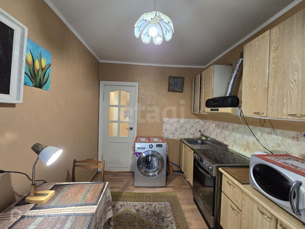 2-комн., Квартира, 50 м², 1/10 этаж