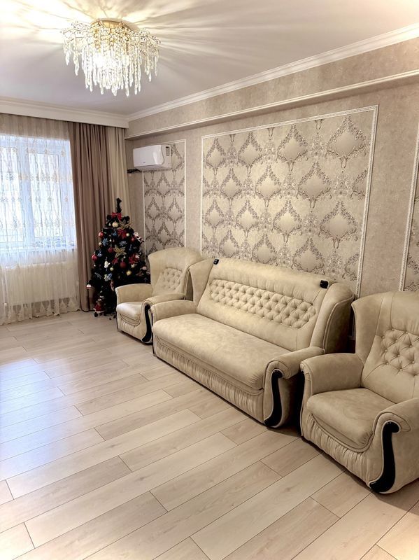 3-комн., 80 м², 3/7 этаж