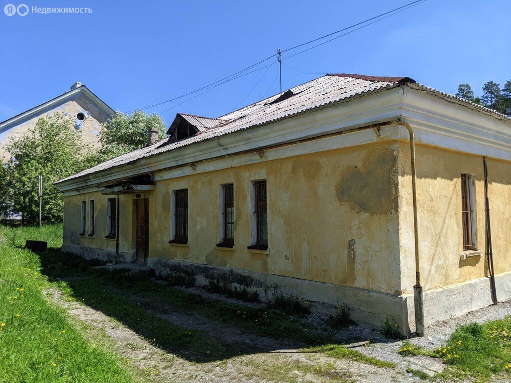 Торговое помещение, 225 м², 1/1 этаж