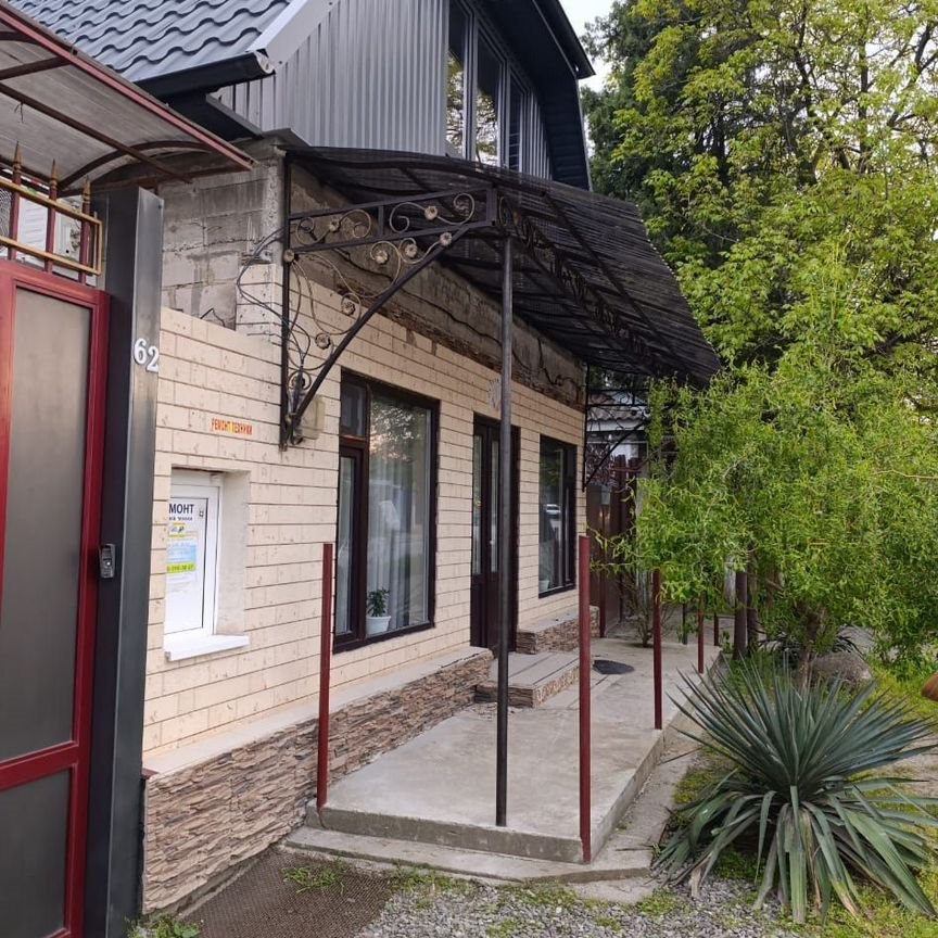 Дом, 230.5 м², 8 соток