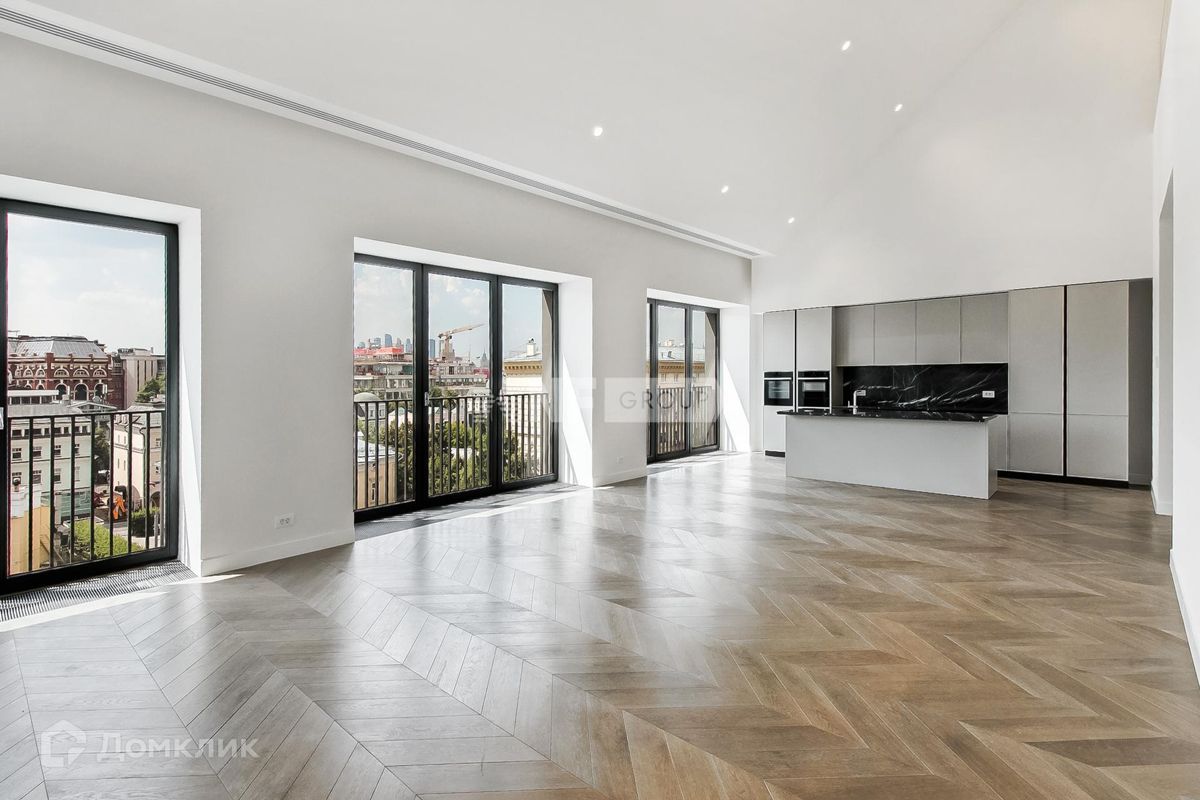 6-комн., 261.4 м², 6/6 этаж