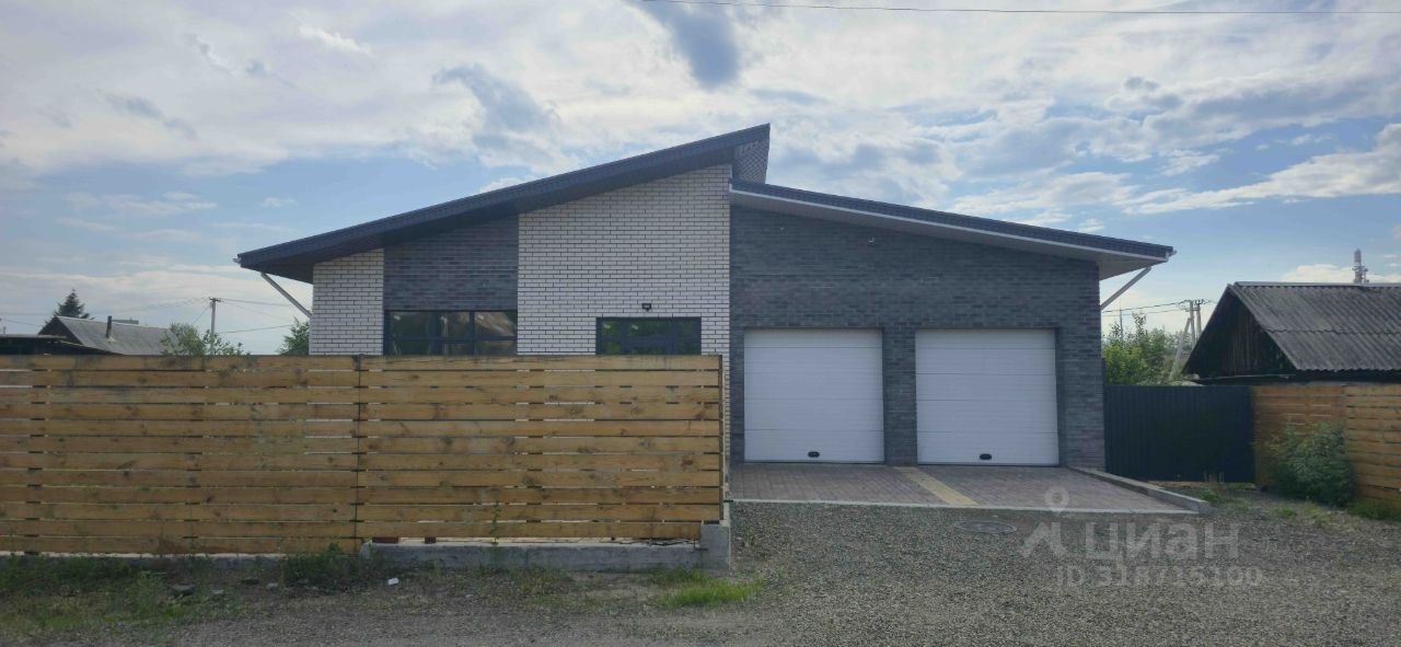 Коттедж, 149 м², 6 соток