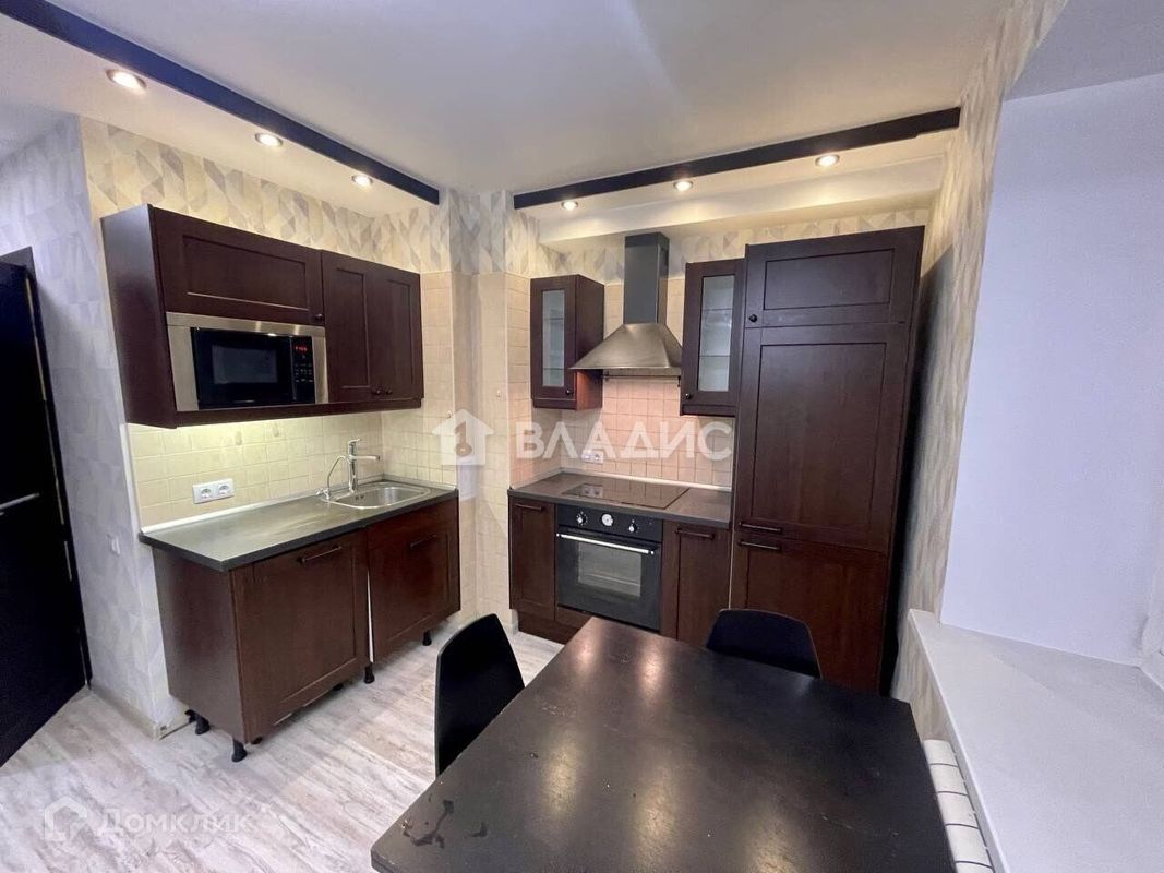 2-комн., 48 м², 2/20 этаж