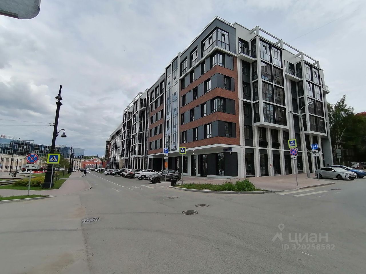 Торговое помещение, 230 м², 1/6 этаж