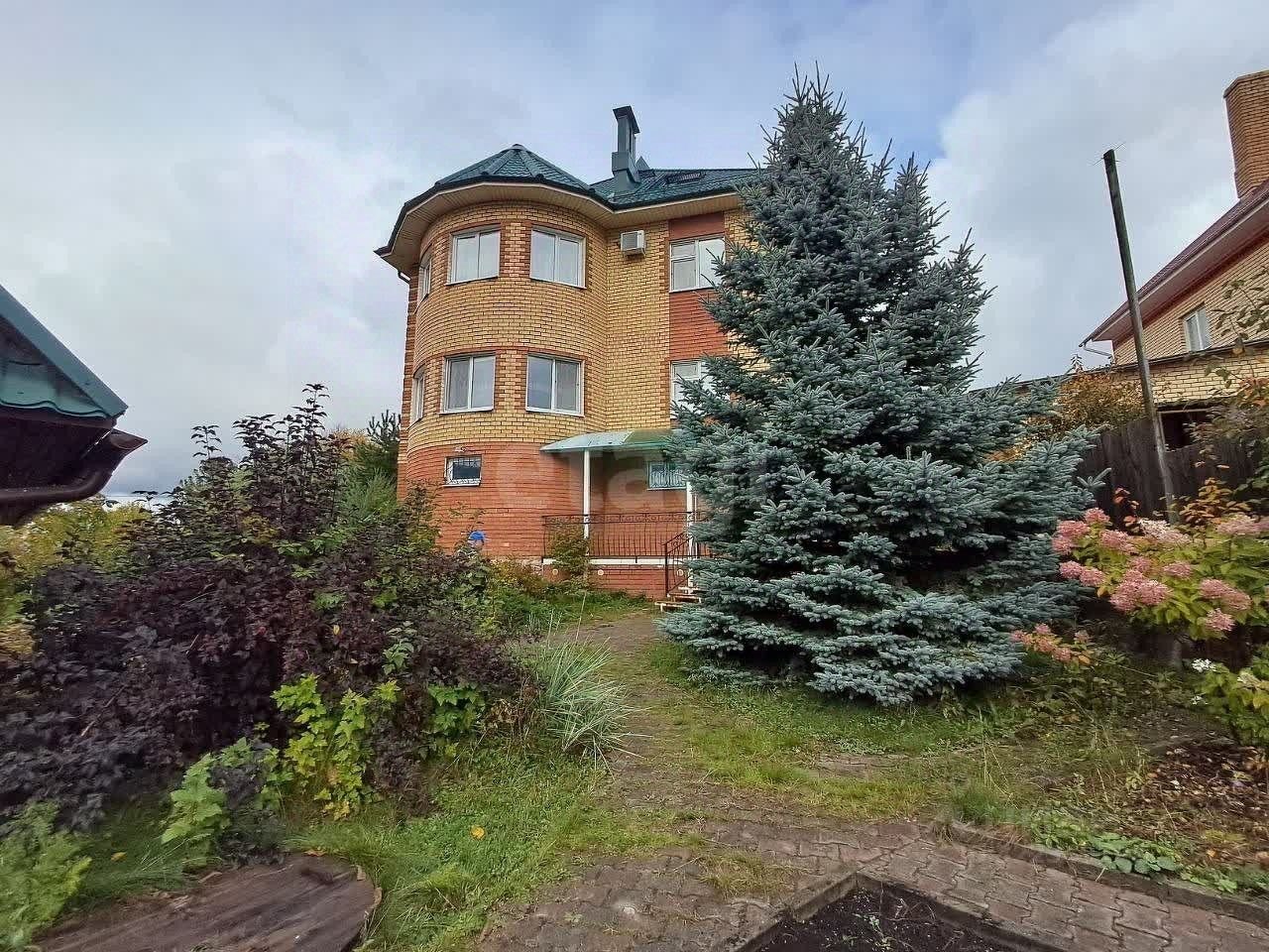 Дом, 341 м², 12.4 соток