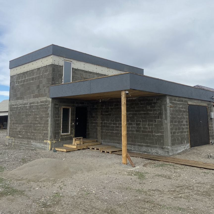 Коттедж, 125 м², 10 соток