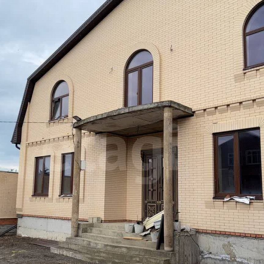 Дом, 360 м², 6 соток