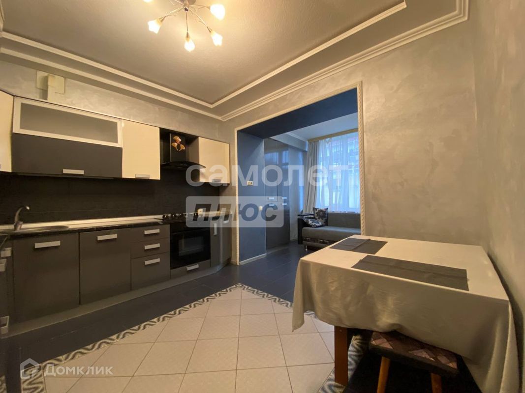 1-комн., 53 м², 2/5 этаж