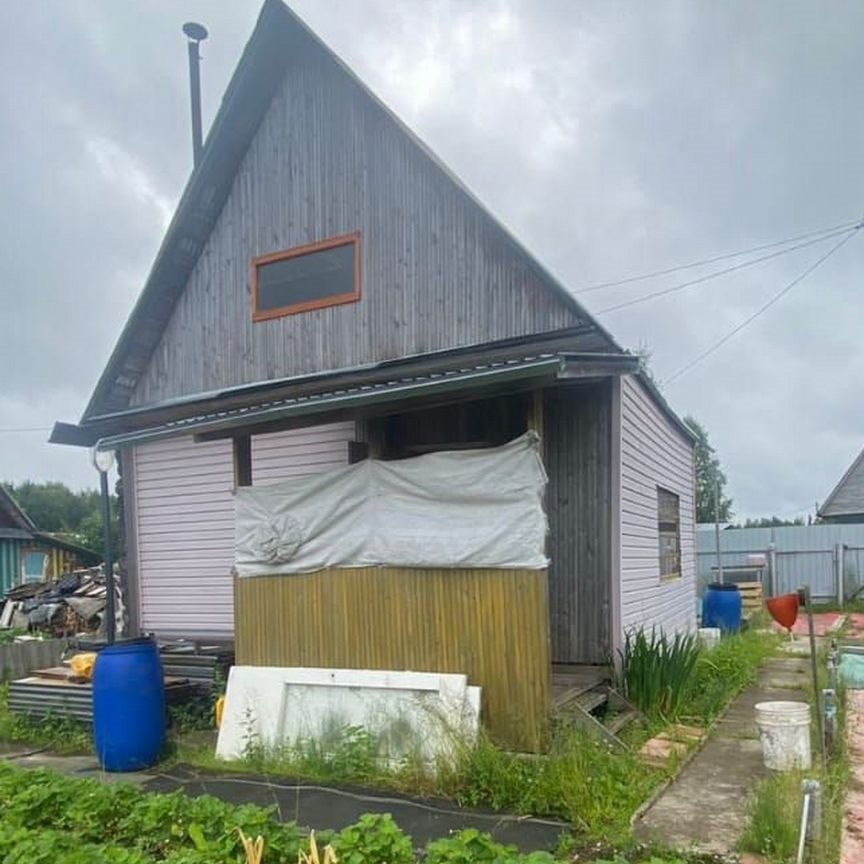  дом, 16 м², 5.5 соток