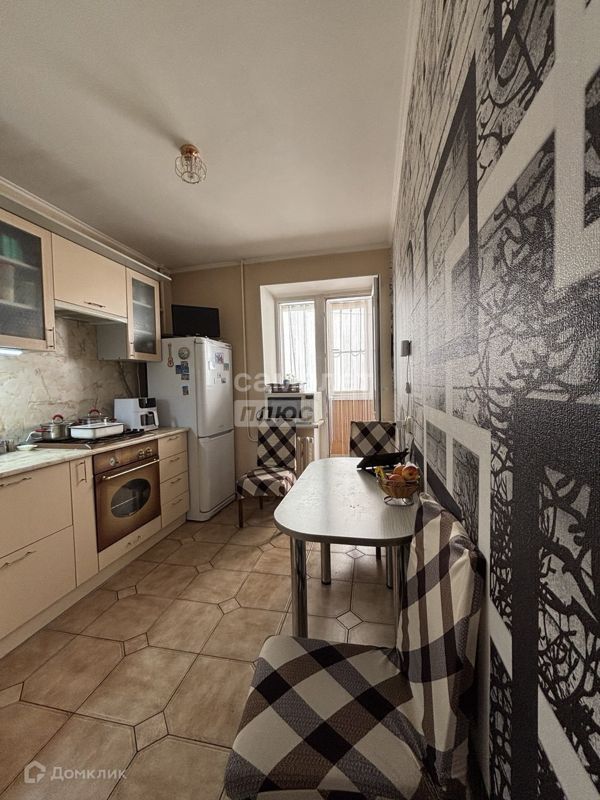 1-комн., 40 м², 2/10 этаж