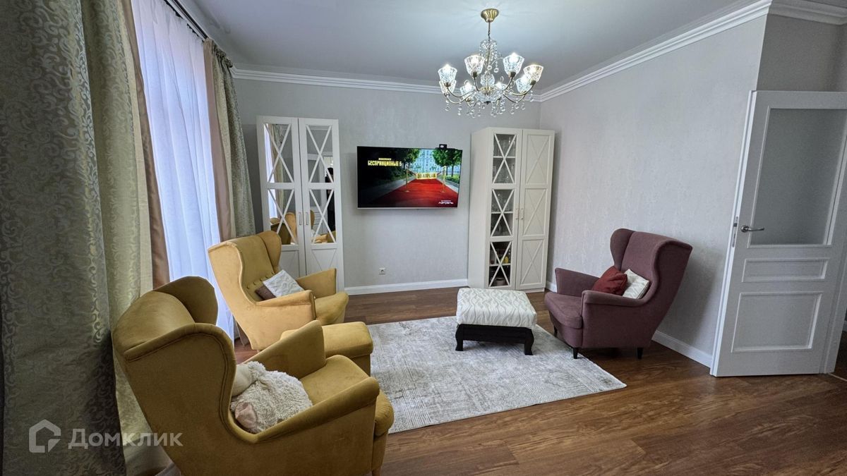 2-комн., 73 м², 10/11 этаж