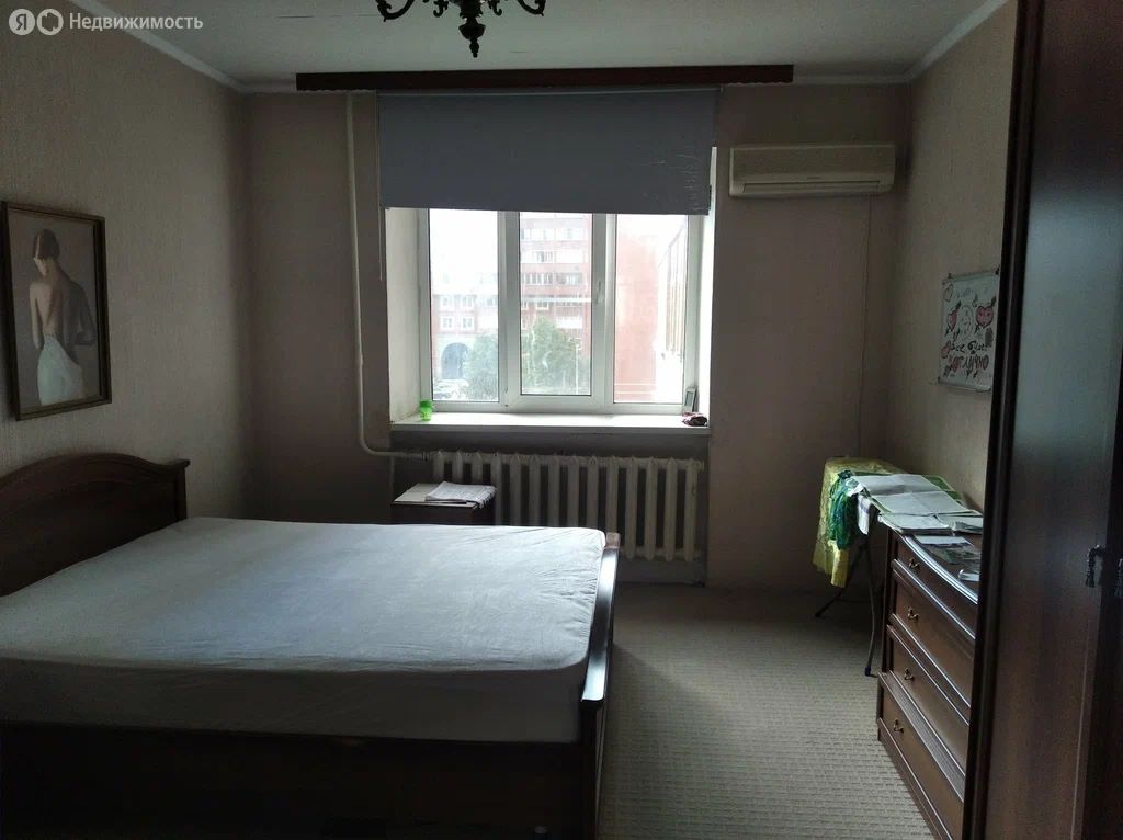 2-комн., 70 м², 3/9 этаж