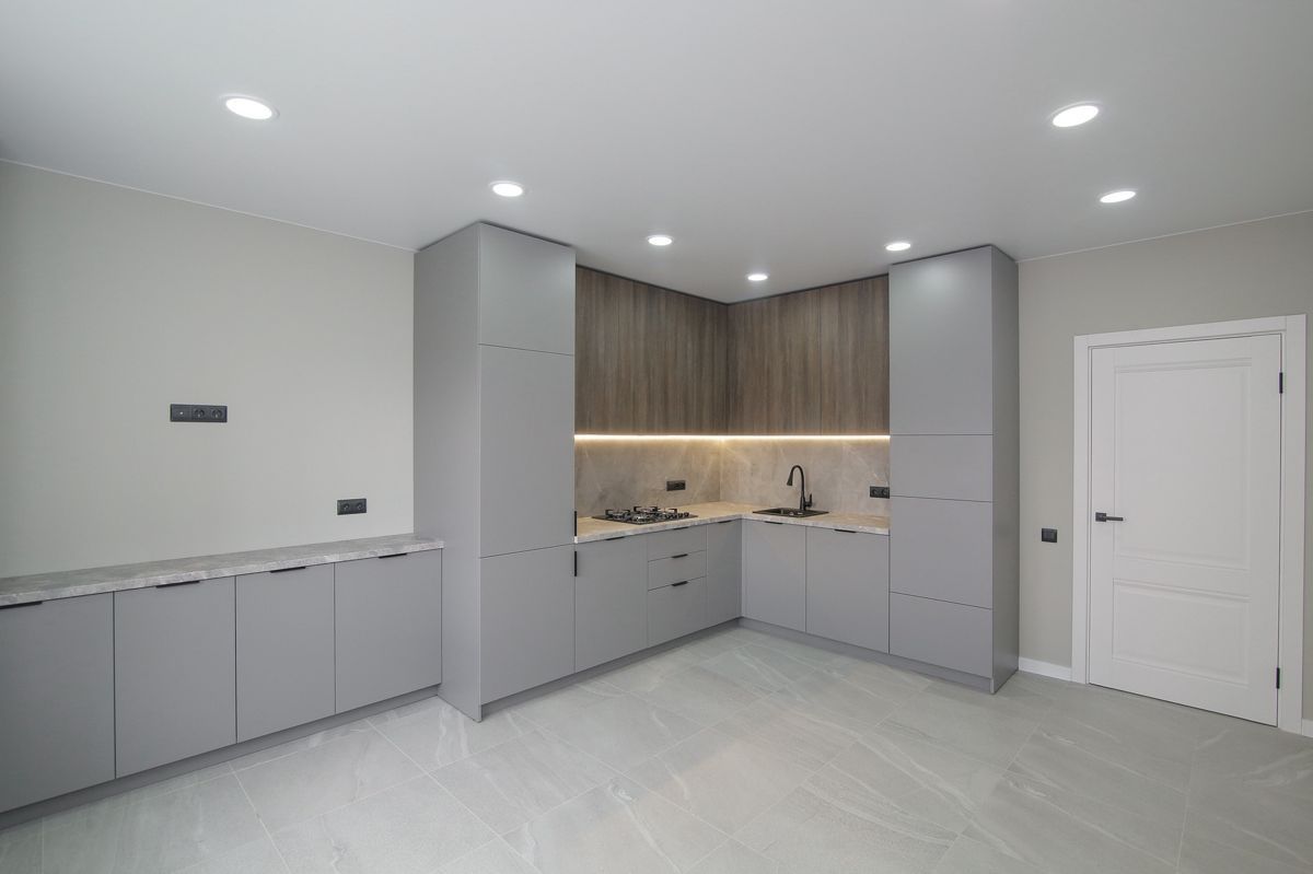 2-комн., 74.3 м², 1/10 этаж