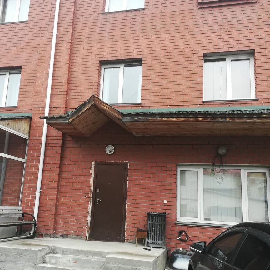 9-комн., 192.3 м², 1/3 этаж