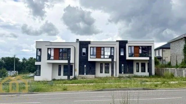 Таунхаус, 152 м², 3.42 сотки
