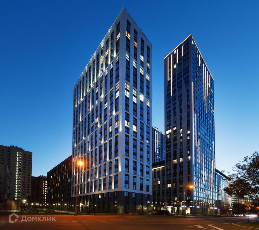 3-комн. квартира, 107 м2, 2/32 этаж