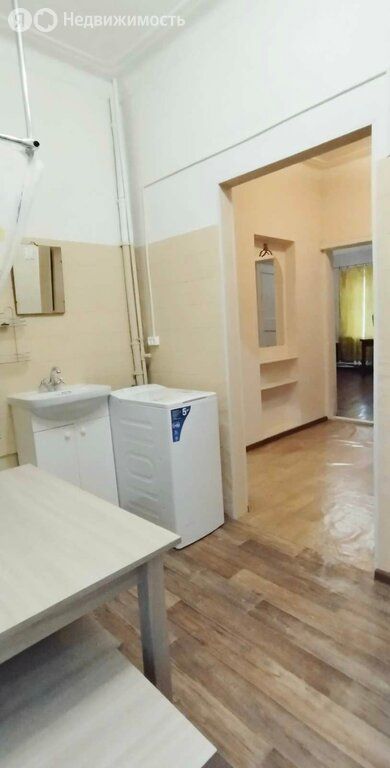 2-комн., 43.2 м², 1/2 этаж