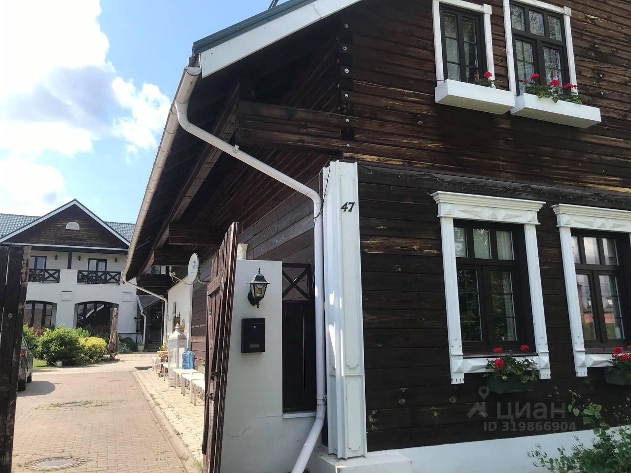 Коттедж, 720 м², 14 соток