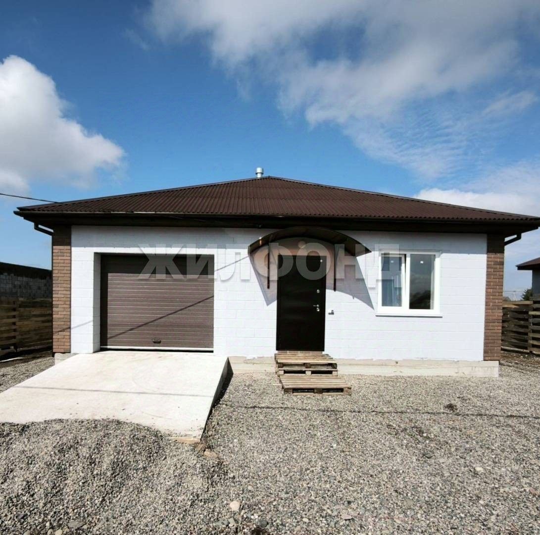 1-этажный дом, 105 м², 8 соток