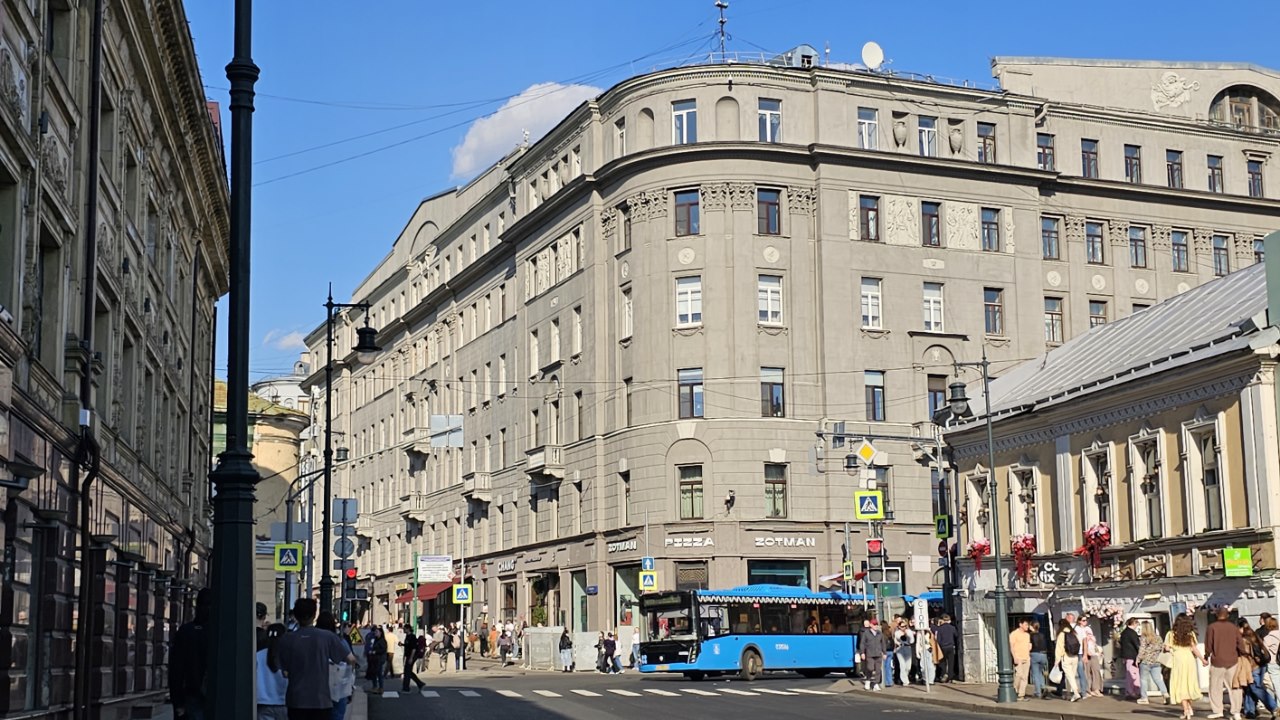Серый дом на Солянке сегодня. Фото: Мир Квартир