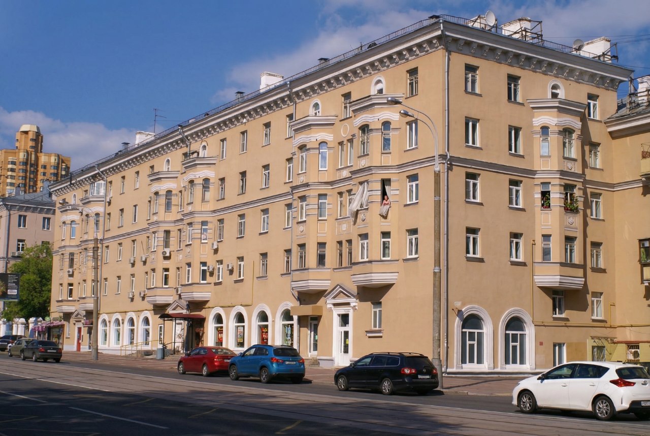 Послевоенный дом на улице Свободы. Фото: Мир Квартир