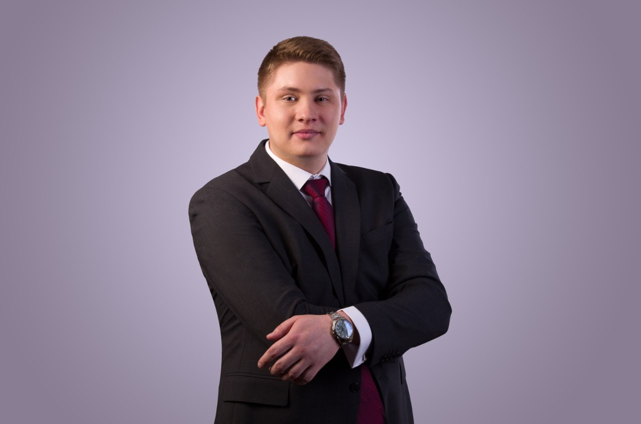 Денис Демьяненко