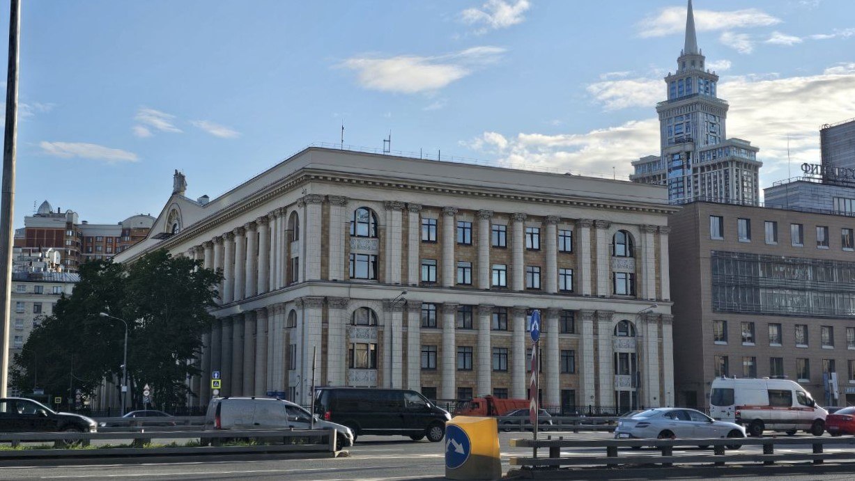 Район сохраняет свое историческое наследие и в то же время обновляется. Фото: Мир Квартир
