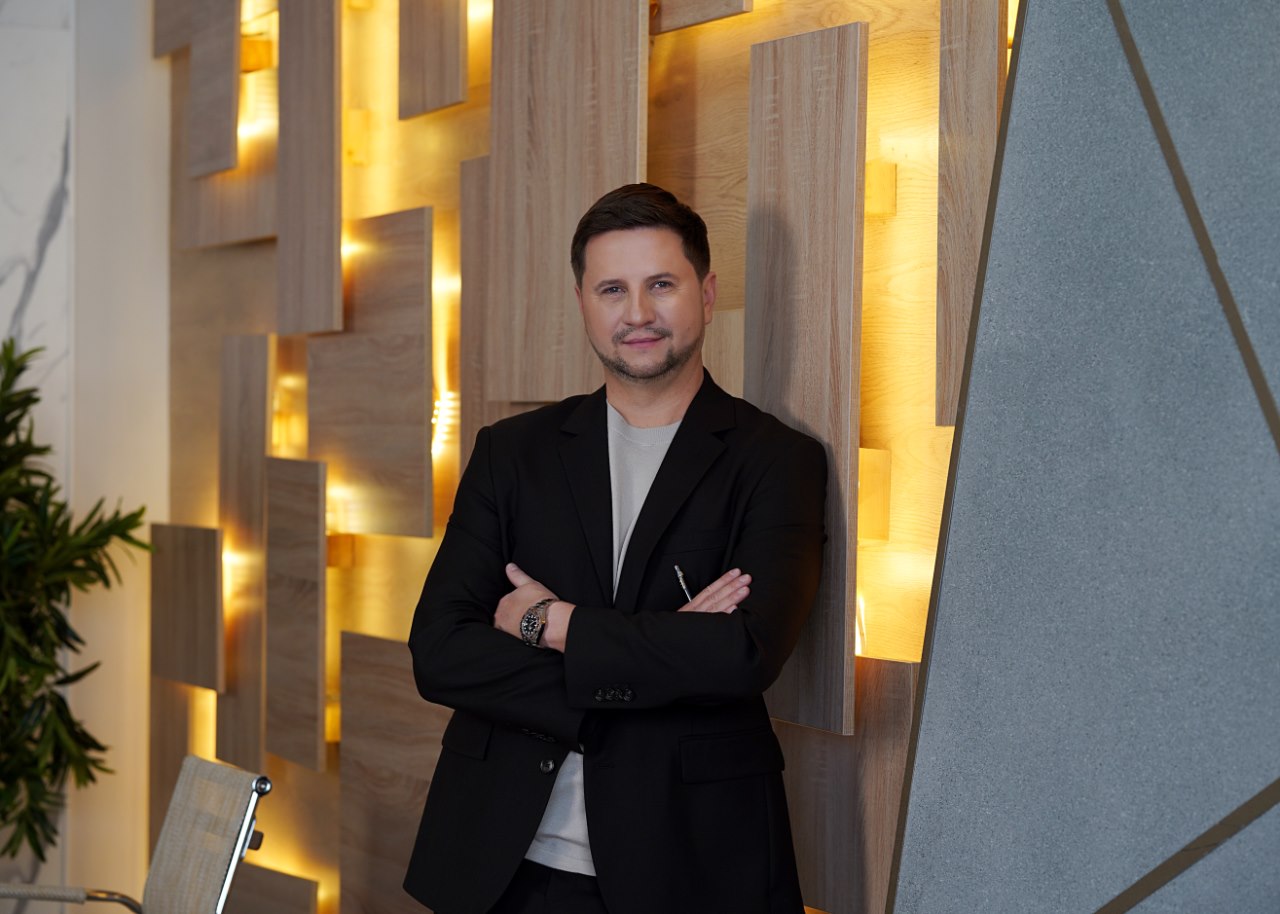 Дмитрий Новиков