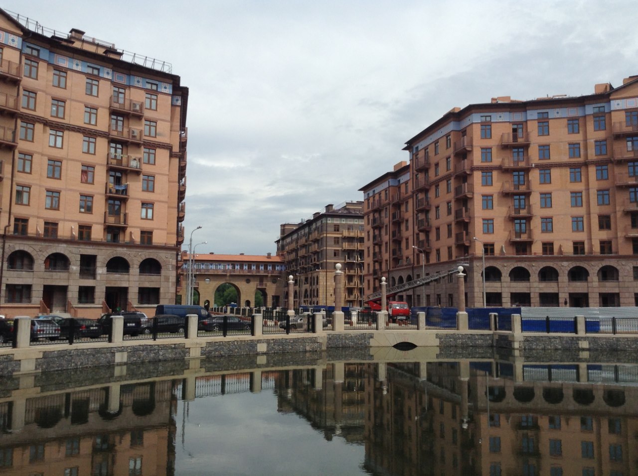 Класс строящегося под Москвой жилья все время растет. Фото: Мир Квартир