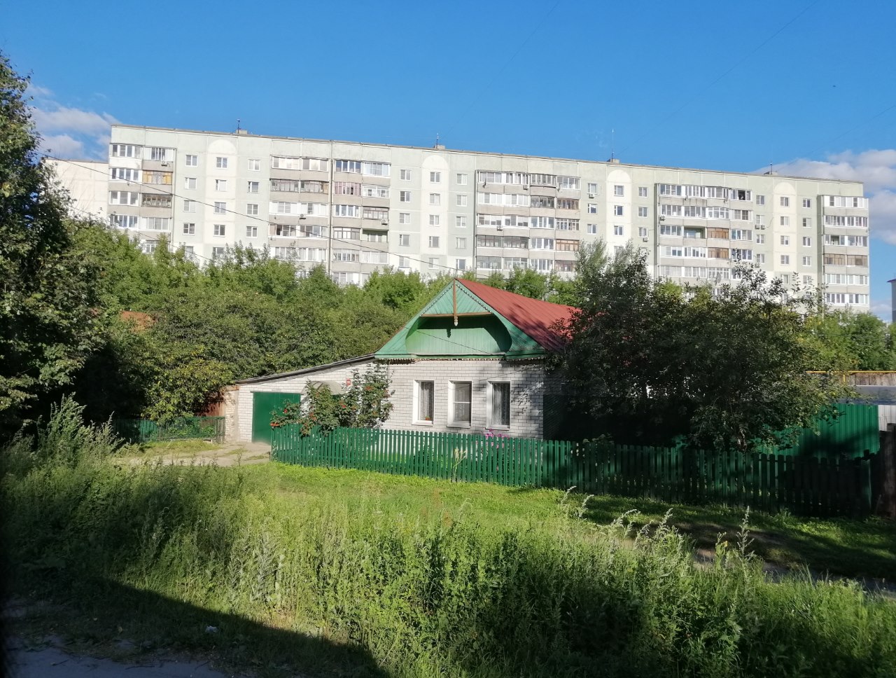 В каких регионах дом дороже квартиры, а в каких – наоборот?