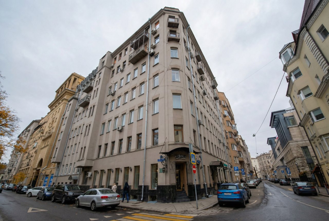 Один из первых небоскребов в Москве – доходный дом Светловой. Фото: Мир Квартир