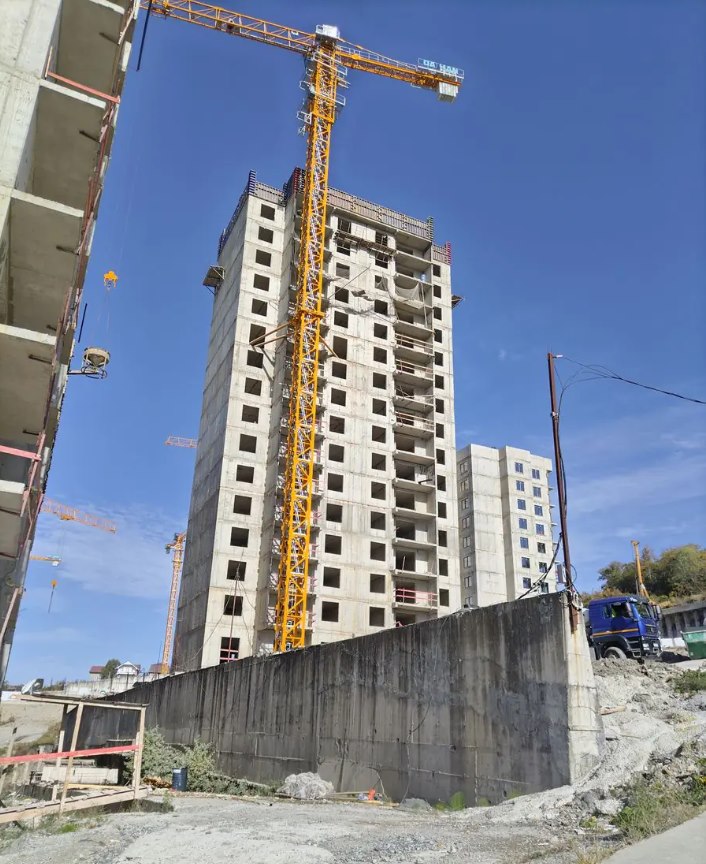 Ход строительства ЖК Горный квартал, село Раздольное, Сочи. Фото: avadom.ru