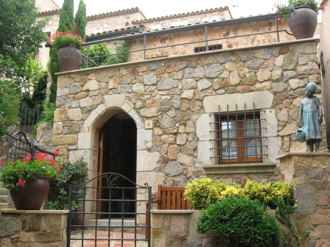 Дома дорожают почти везде на побережье. Фото: Мир Квартир