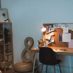 Комната подростка: как организовать и чем наполнить ее пространство