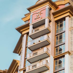 На рынке элитного жилья Москвы за 100 млн рублей можно купить 44 кв. метра
