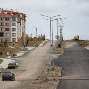 Спрос на самые дешевые новостройки в Москве снизился на 48%