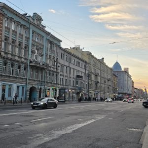 На «вторичке» Петербурга средняя цена квартир выросла до 12,9 млн рублей