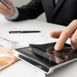 Как получить налоговый вычет по ипотечным процентам: условия, документы и сроки