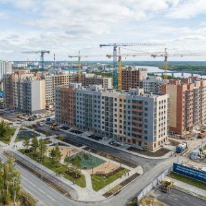 Экс-агент Брусники отсудил у компании более 80 млн рублей