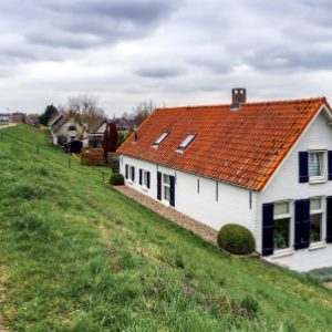 Ипотека на дом в 2025 году: как купить дом в ипотеку 